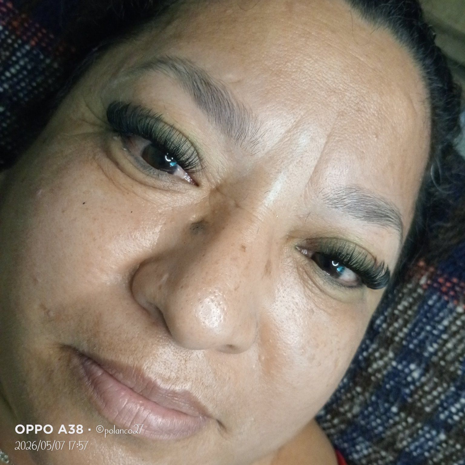Pestañas Gajo y Planchado de Cejas con Diseño Especiales