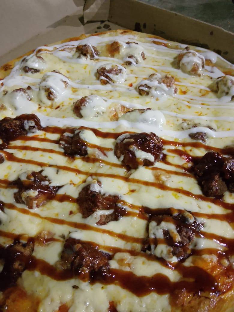 Pizzería El Tío Claudio: Pizza artesanal con todos los sabores y precios