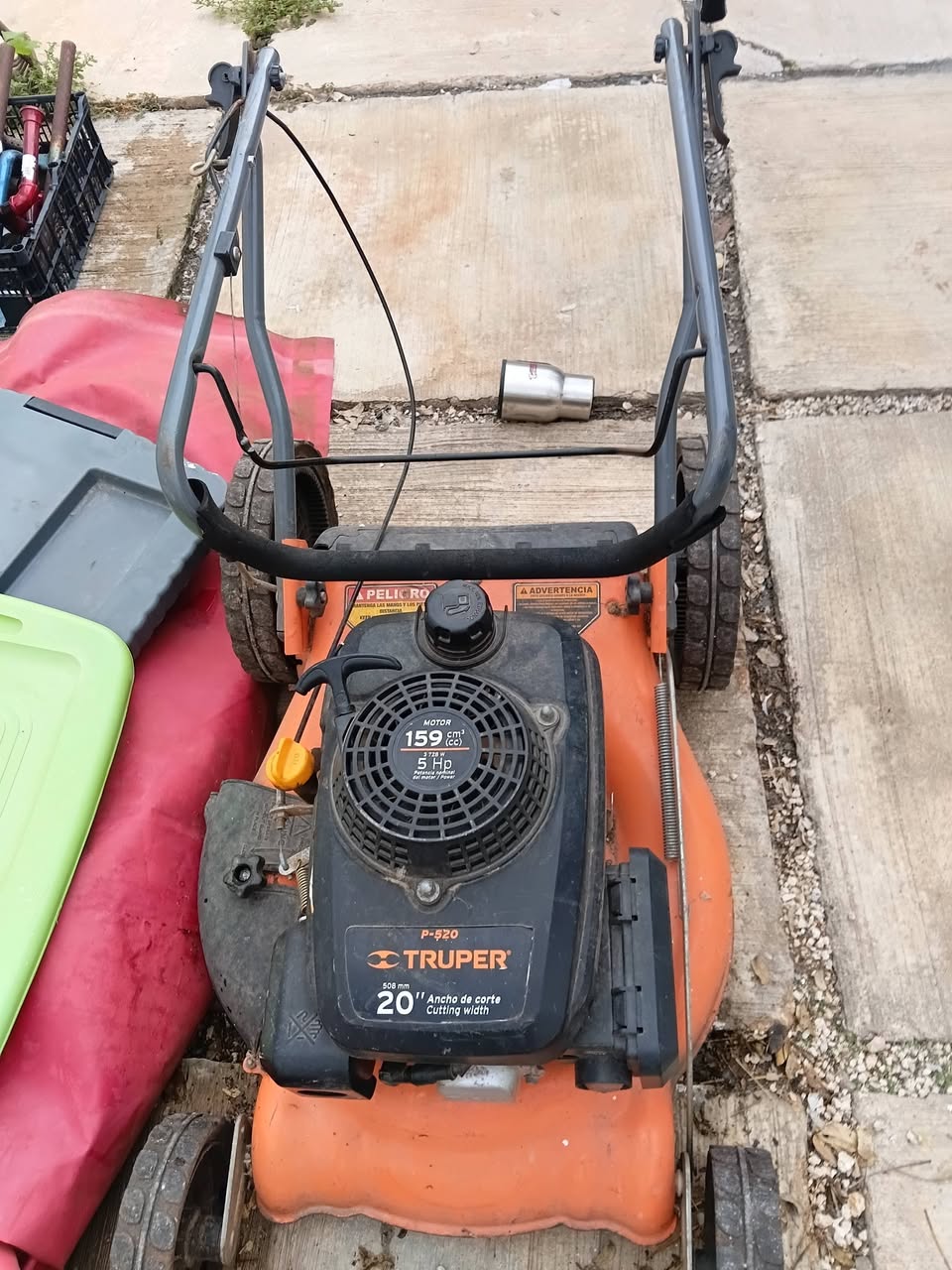 Podadora Struper 20 Pulgadas con Motor 159 P-520 en Buen Estado