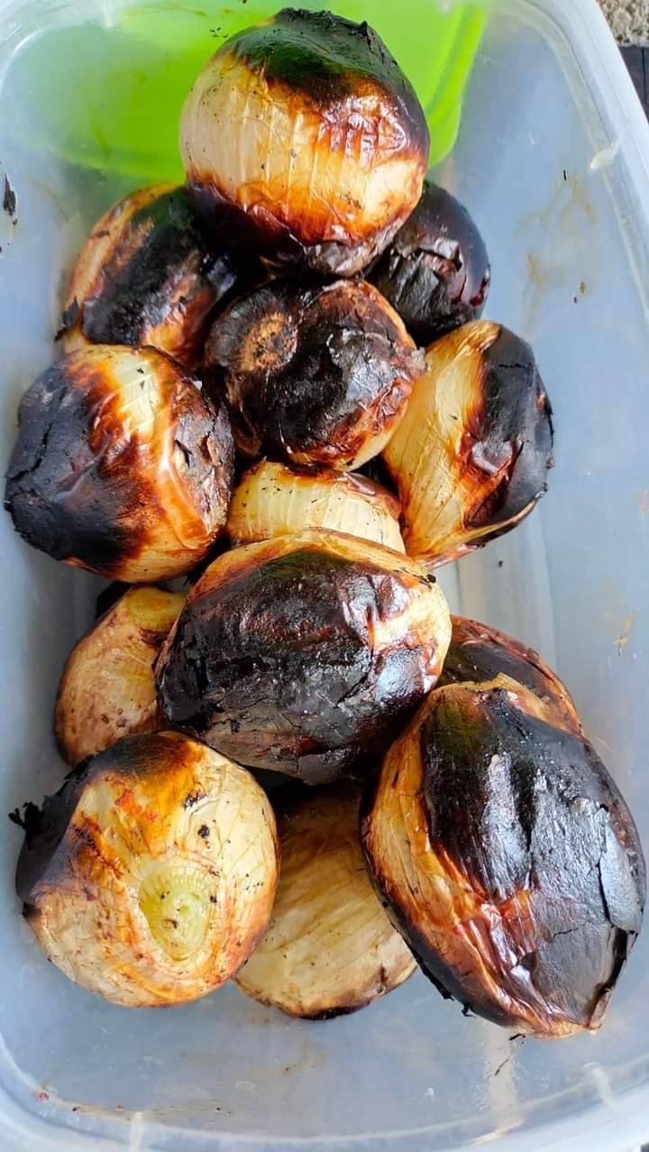 Pollo Asado Familiar al Carbón: Menú Completo para Reuniones en Yucatán