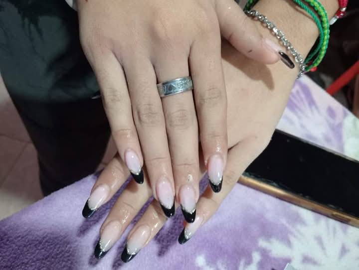 Promociones Uñas Acrílicas — Cecilio Chi