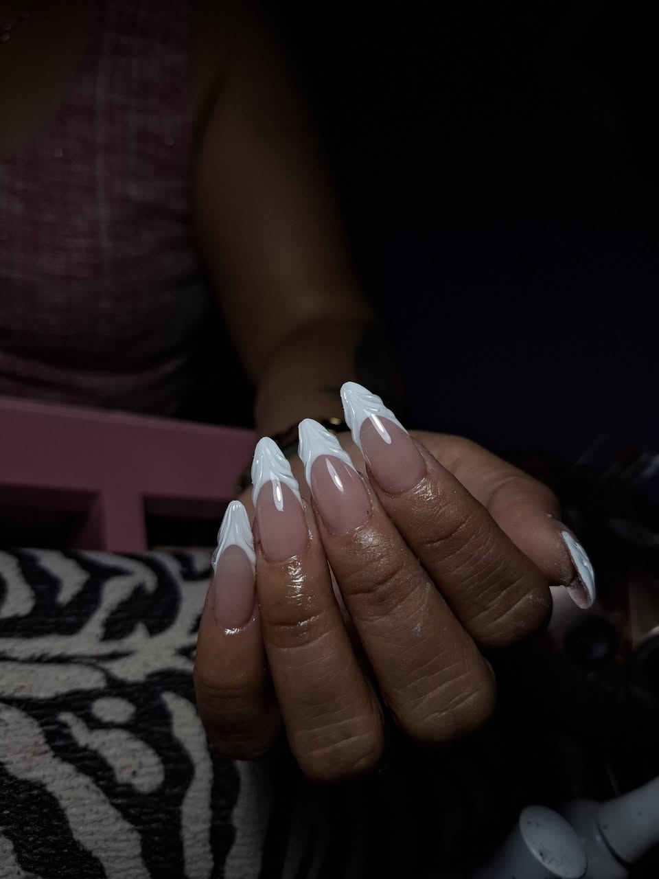 Robin Nails