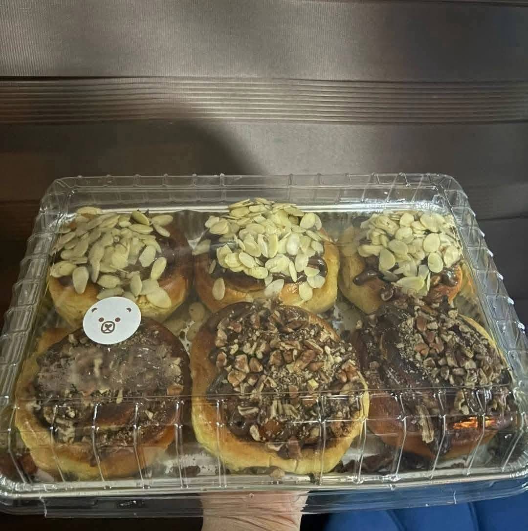 Roles de Canela con Topping