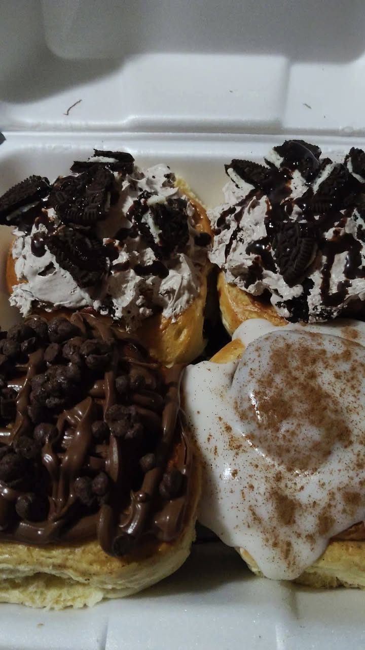 Roles de Canela con Topping
