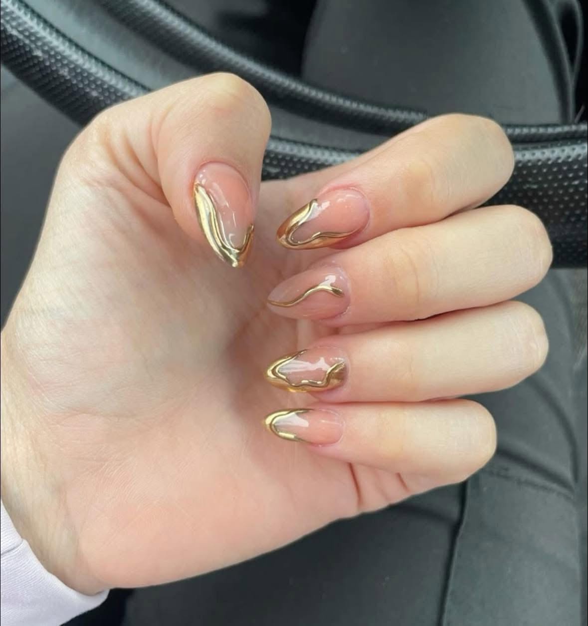 Servicio de Uñas Soft Gel y Manicura Rusa