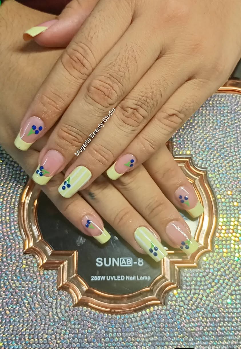 Servicio de Uñas Soft Gel y Semipermanente