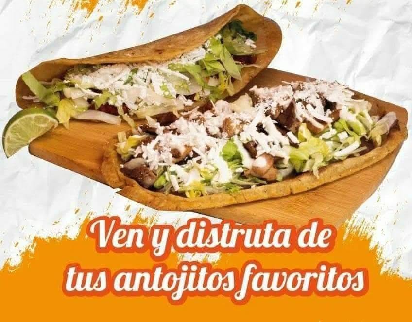 Tacos de Guisados y Antojitos