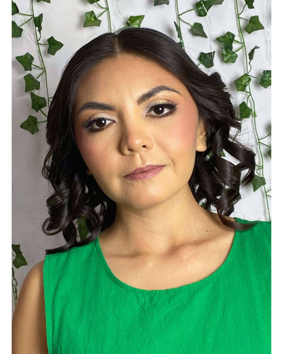 Valeria Makeup Artist Servicios Profesionales