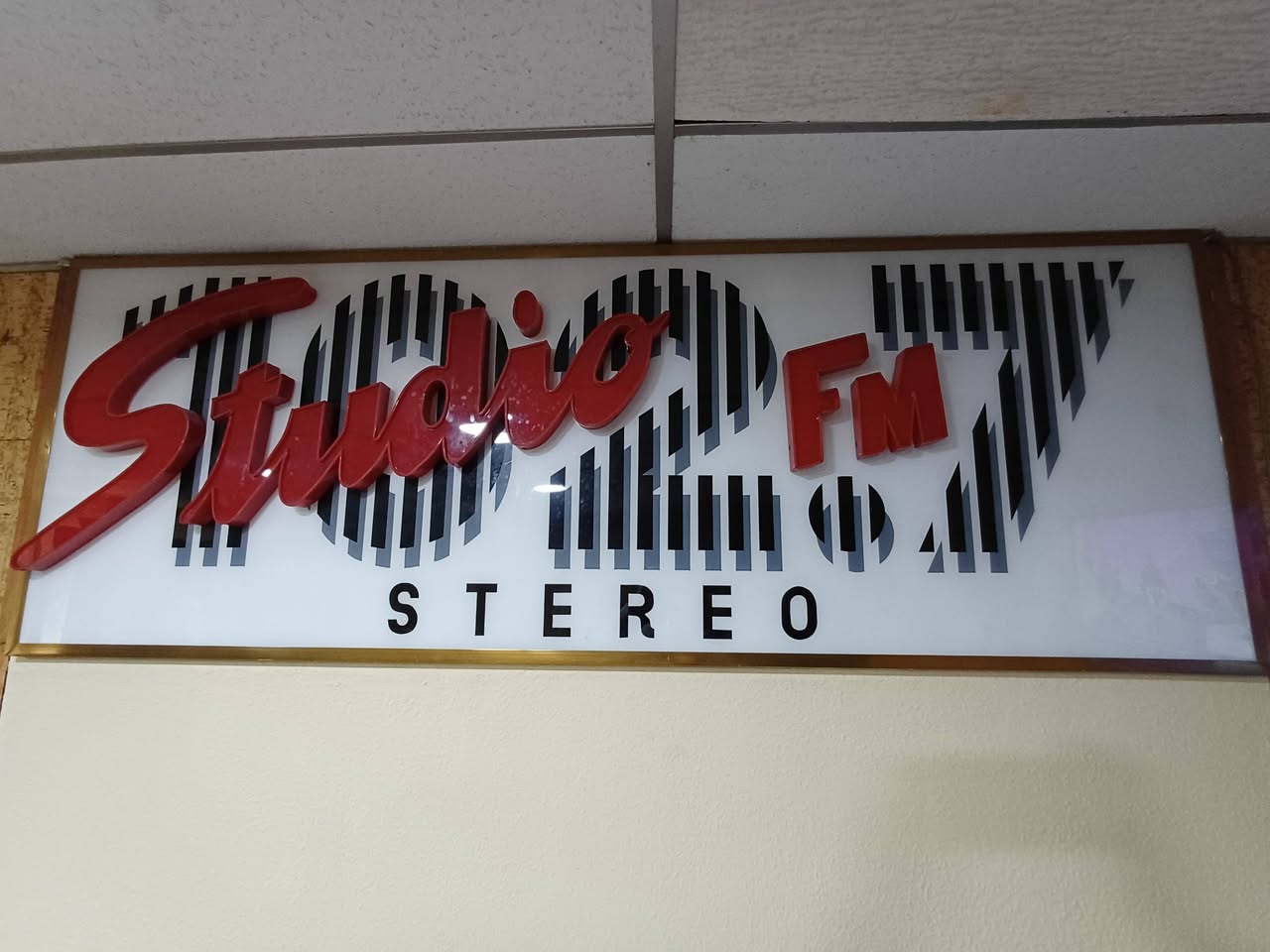 Studio 102.7 FM celebra 36 años de historia en Mérida